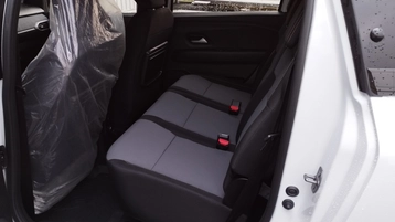 Image véhicule  Dacia JOGGER (7)