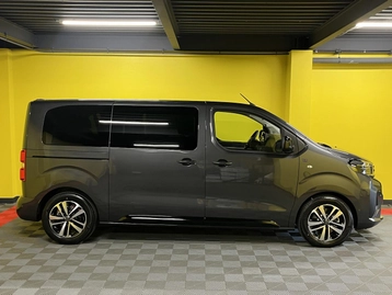 Image véhicule  Peugeot TRAVELLER (47)