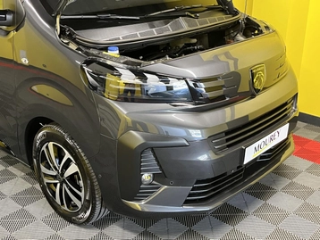 Image véhicule  Peugeot TRAVELLER (43)