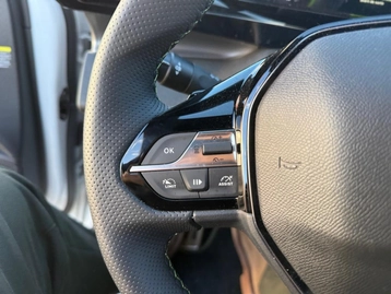 Image véhicule  Peugeot 408 (21)