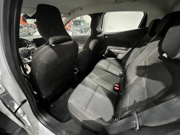 Image véhicule  Renault CLIO (13)