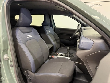 Image véhicule  Dacia DUSTER (35)