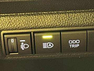 Image véhicule  Toyota COROLLA (22)