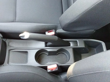 Image véhicule Renault CLIO (35) Image véhicule Renault CLIO (35)