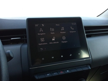 Image véhicule Renault CLIO (8) Image véhicule Renault CLIO (8)