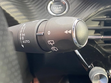 Image véhicule  Peugeot 208 (13)