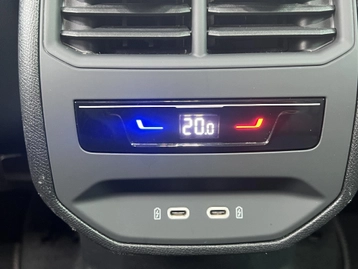 Image véhicule  Cupra FORMENTOR (16)