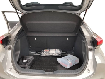 Image véhicule  Toyota C-HR (16)