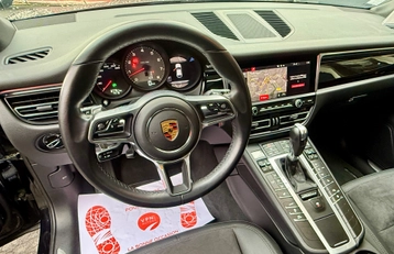 Image véhicule  Porsche MACAN (17)