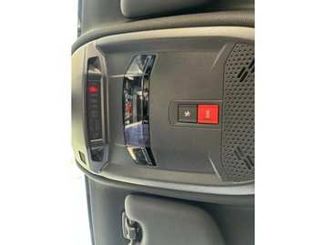 Image véhicule  Peugeot 208 (37)