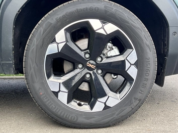 Image véhicule  Dacia BIGSTER (8)