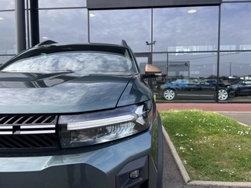 Image véhicule  Dacia BIGSTER (11)