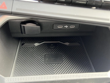 Image véhicule  Dacia BIGSTER (48)