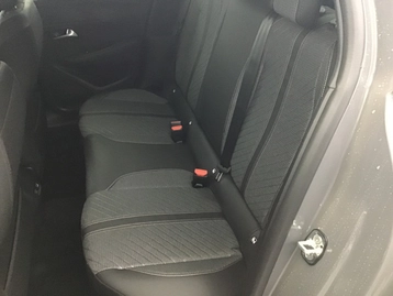 Image véhicule  Peugeot 208 (11)