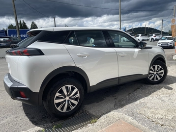 Image véhicule  Peugeot 2008 (2)