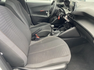 Image véhicule  Peugeot 2008 (13)
