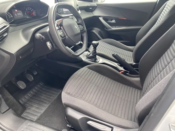 Image véhicule  Peugeot 2008 (11)
