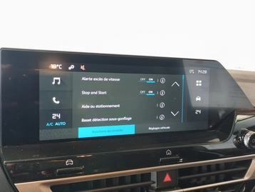 Image véhicule  Citroën C4 X (14)