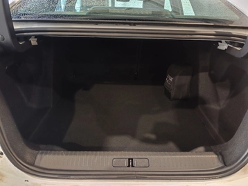 Image véhicule  Citroën C4 X (8)