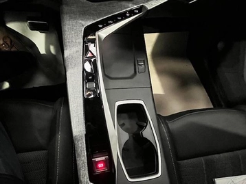 Image véhicule  Peugeot 5008 (13)