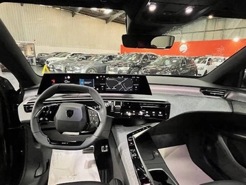 Image véhicule  Peugeot 5008 (18)