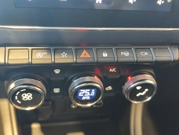 Image véhicule  Renault CAPTUR (17)