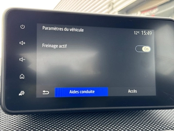 Image véhicule  Dacia SANDERO (39)