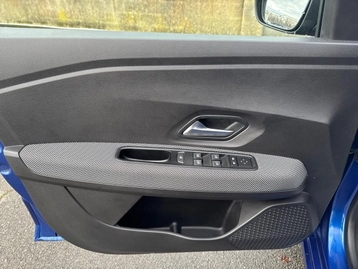 Image véhicule  Dacia SANDERO (24)