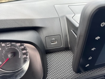 Image véhicule  Dacia SANDERO (11)