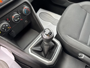Image véhicule  Dacia SANDERO (14)