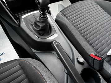 Image véhicule  Peugeot 2008 (22)