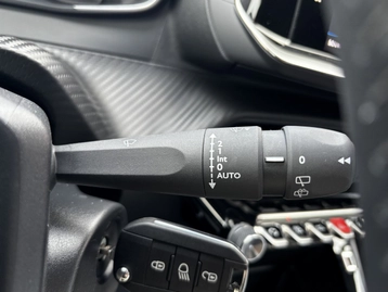 Image véhicule  Peugeot 2008 (14)