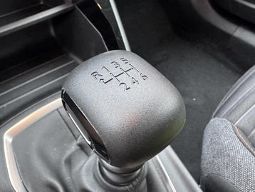 Image véhicule  Peugeot 2008 (12)