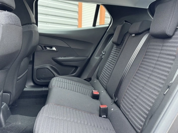 Image véhicule  Peugeot 2008 (4)