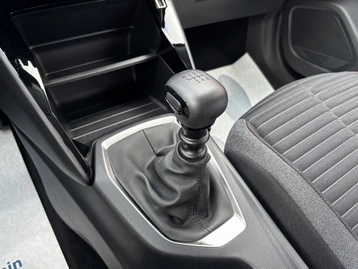 Image véhicule  Peugeot 2008 (21)