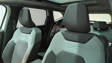 Image véhicule  Dacia BIGSTER (11)