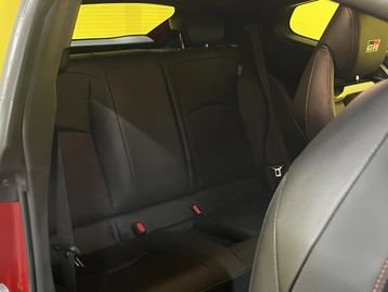 Image véhicule  Toyota YARIS (13)