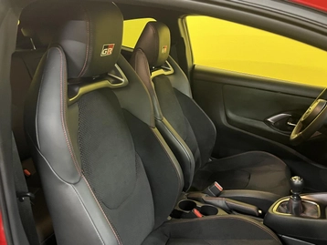 Image véhicule  Toyota YARIS (17)