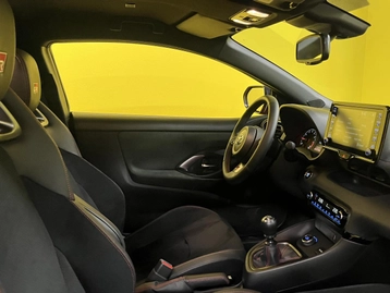 Image véhicule  Toyota YARIS (38)