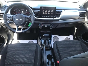 Image véhicule  Kia STONIC (4)