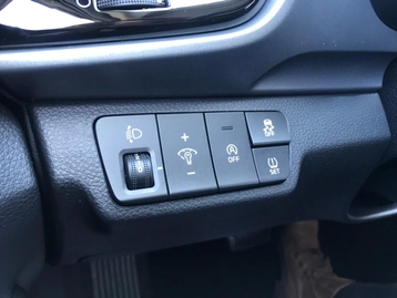 Image véhicule  Kia STONIC (16)