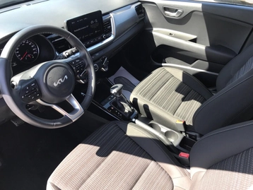 Image véhicule  Kia STONIC (22)