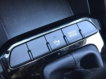 Image véhicule  Kia STONIC (13)