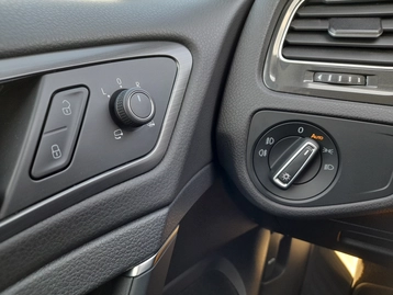 Image véhicule  Volkswagen GOLF (15)