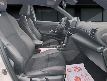 Image véhicule  Toyota YARIS CROSS (13)