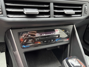 Image véhicule  Volkswagen TAIGO (19)