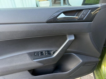 Image véhicule  Volkswagen TAIGO (16)