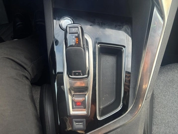 Image véhicule  Peugeot 3008 (28)