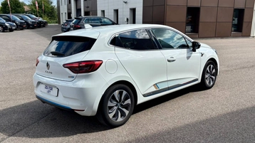 Image véhicule  Renault CLIO (1)