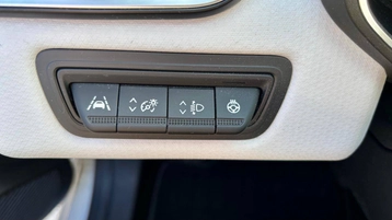 Image véhicule  Renault CLIO (16)